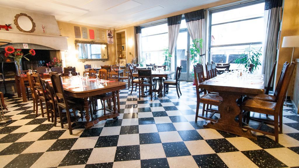 Hotel Restaurant Le Central Châteaurenard Esterno foto